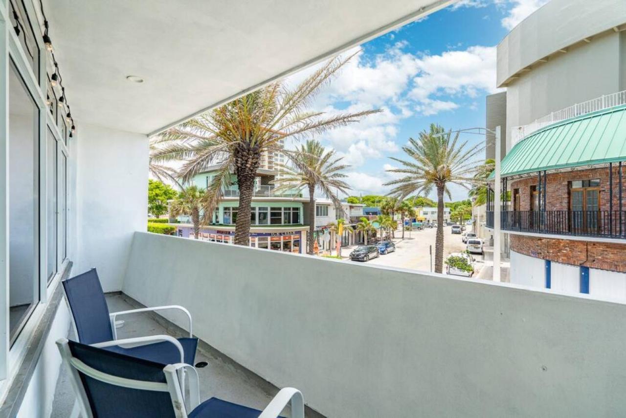 The Purple Pelican Beachfront With Ocean Balcony Unit 3 フォート・ローダーデール エクステリア 写真
