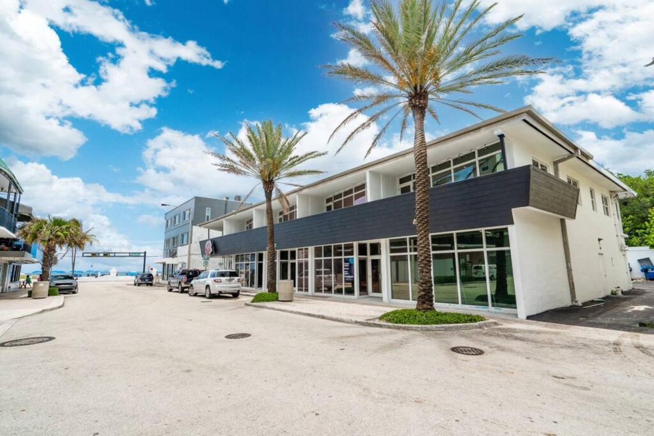 The Purple Pelican Beachfront With Ocean Balcony Unit 3 フォート・ローダーデール エクステリア 写真