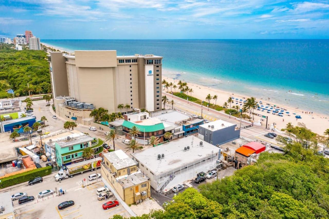The Purple Pelican Beachfront With Ocean Balcony Unit 3 フォート・ローダーデール エクステリア 写真