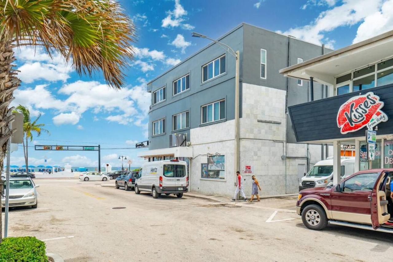 The Purple Pelican Beachfront With Ocean Balcony Unit 3 フォート・ローダーデール エクステリア 写真